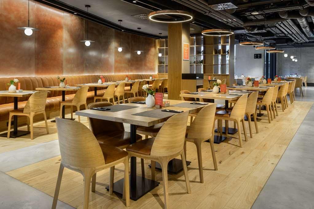 Hotel Barcelo Warsaw Powisle Restaurant foto
